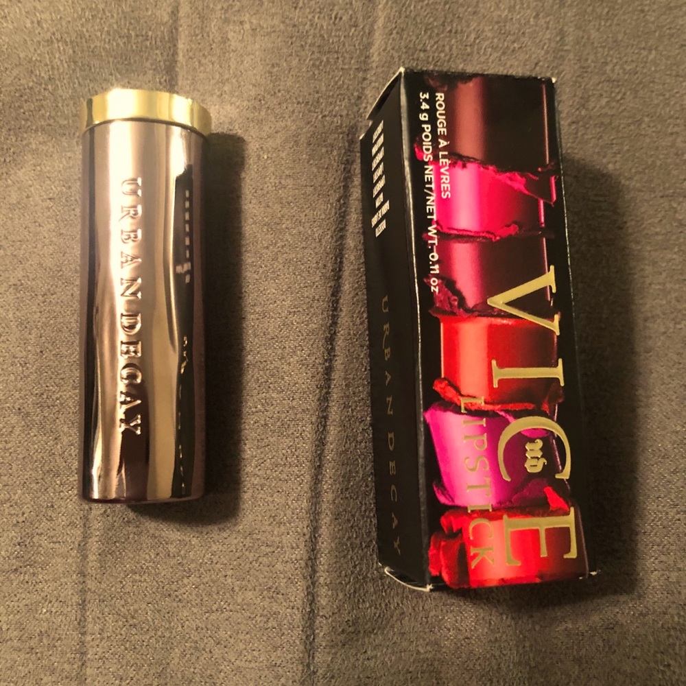 Urban Decay F Bomb Lipstick